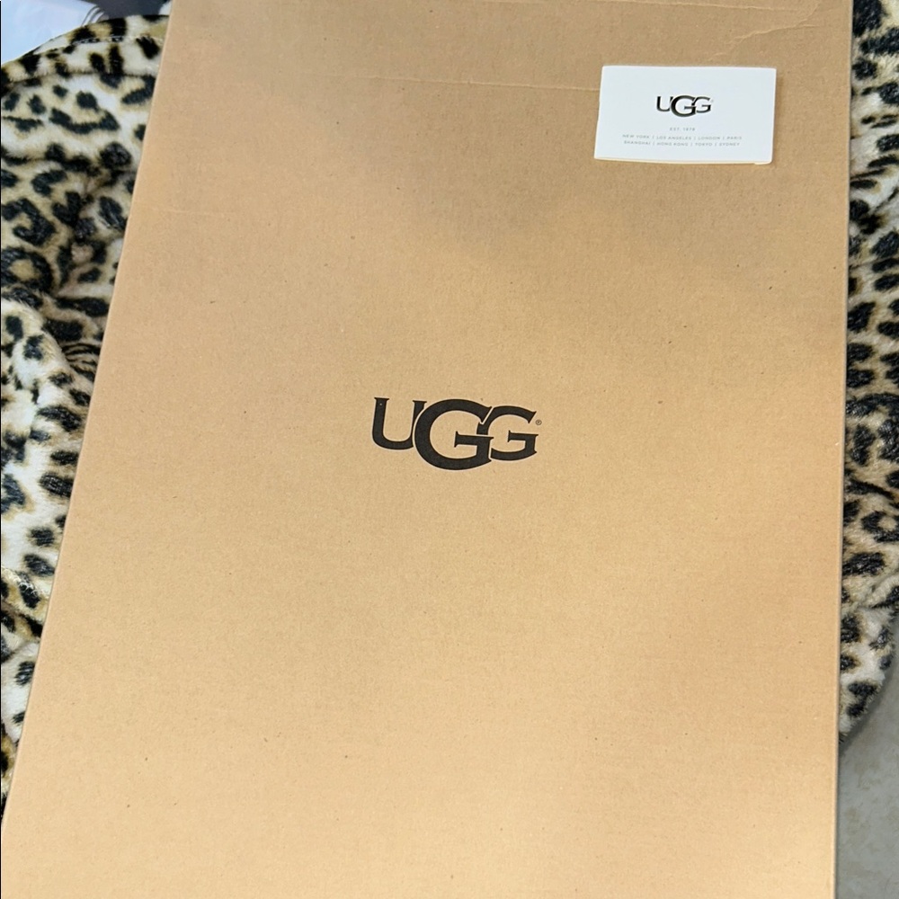 UGG Daley Brown Suede. Boots With Dust-bag in Box. - Picture 12 of 15